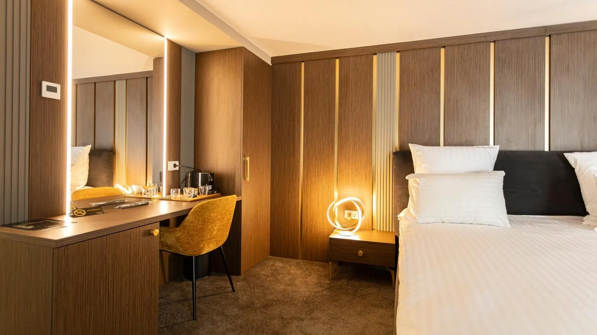 Ganzo Boutique Hotel Bucarest 4*,