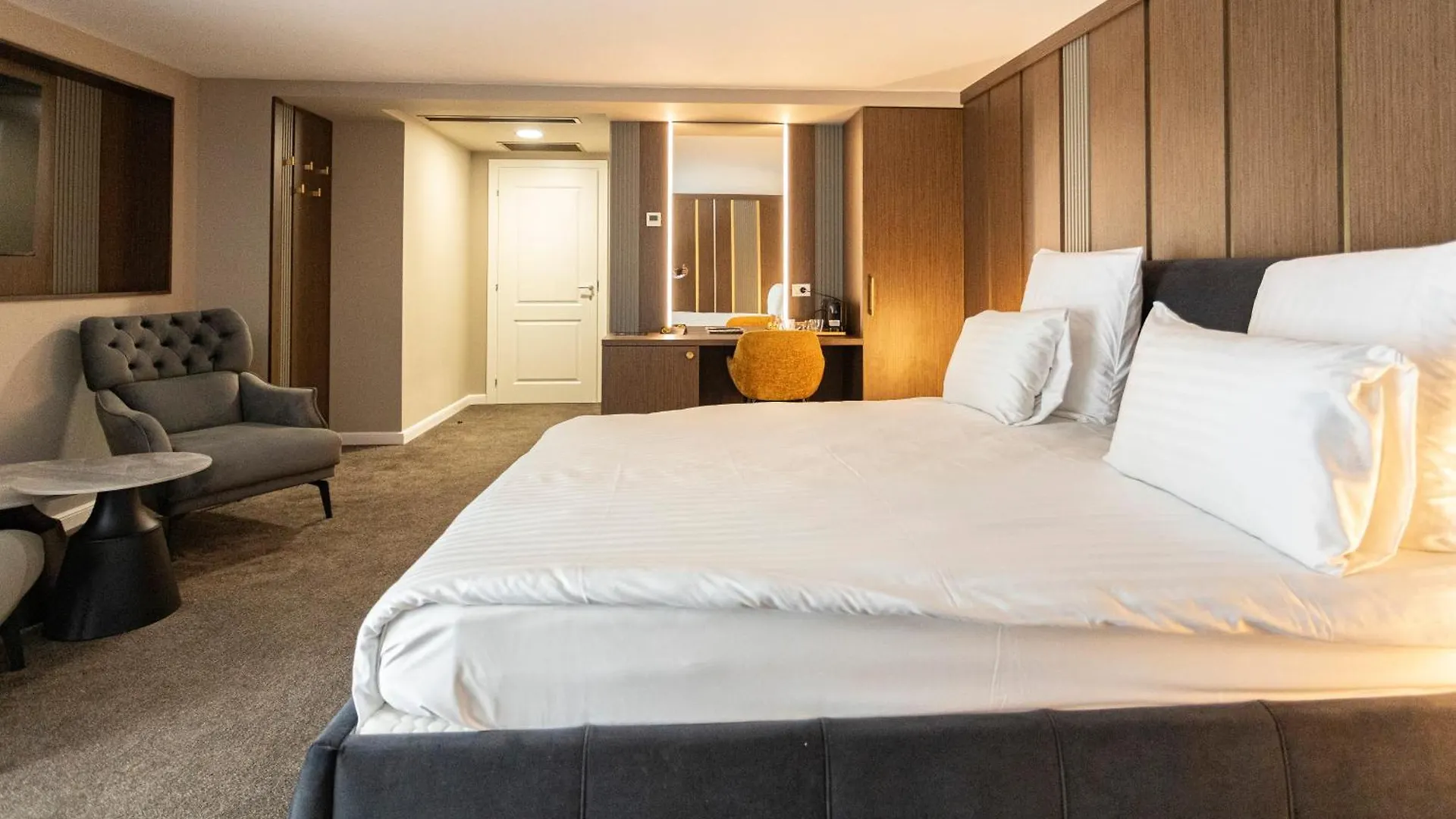 Ganzo Boutique Hotel Bucharest 4*,  Romania