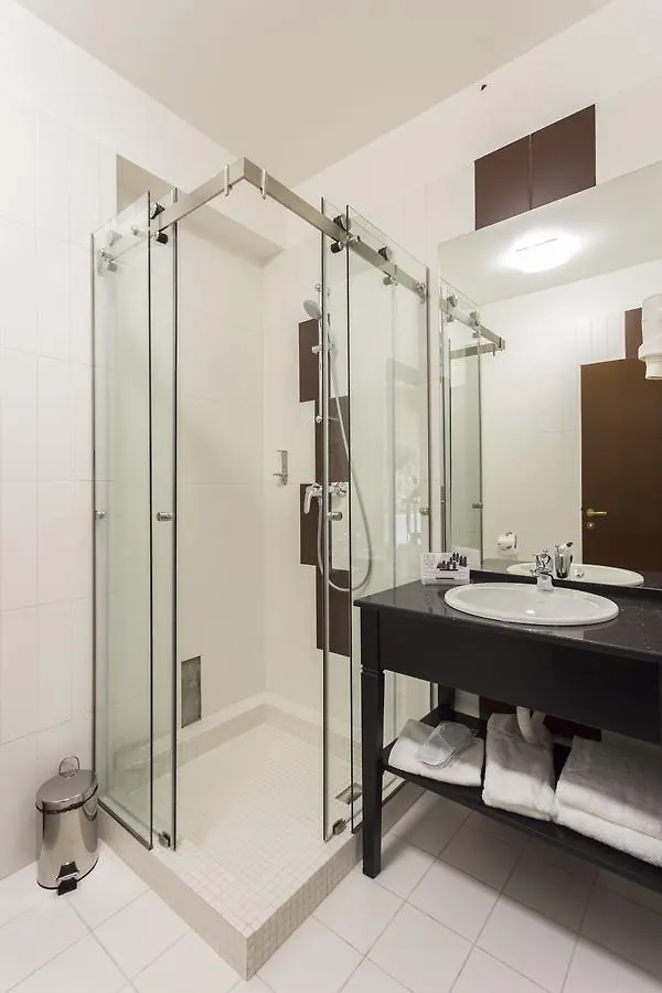 Ganzo Boutique Hotel Bucharest 4*,